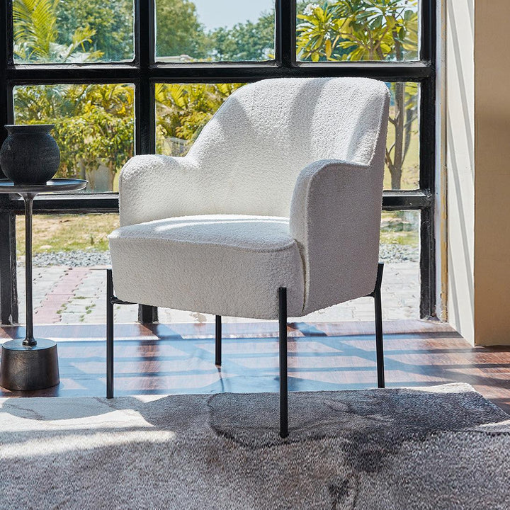 Magnolia Majesty Armchair - Living Shapes