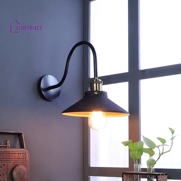 Ancient Black Metal Wall Light By Ss Lightings Lamp