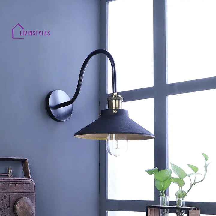 Ancient Black Metal Wall Light By Ss Lightings Lamp