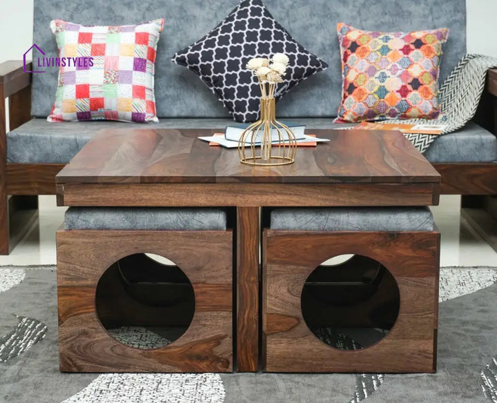 Anna Coffee Table With 4 Stools