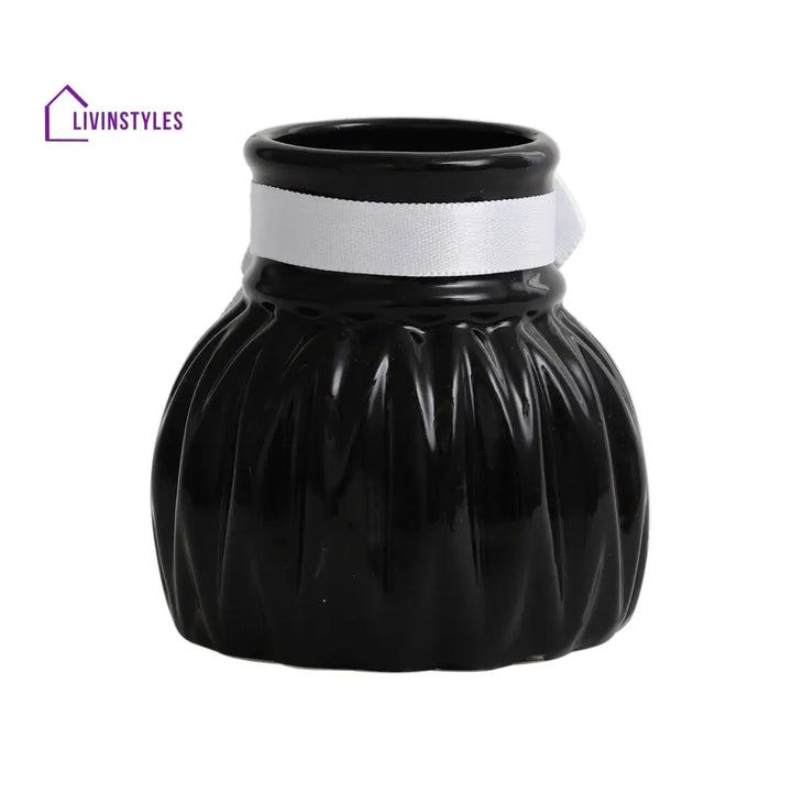 Black Wavecera Vase Small Pot