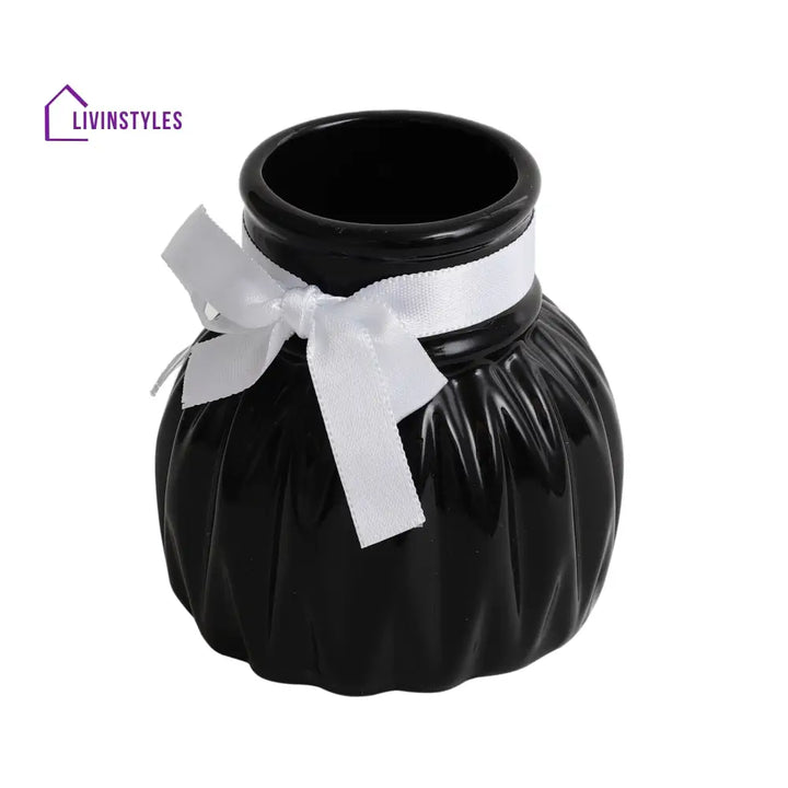 Black Wavecera Vase Small Pot