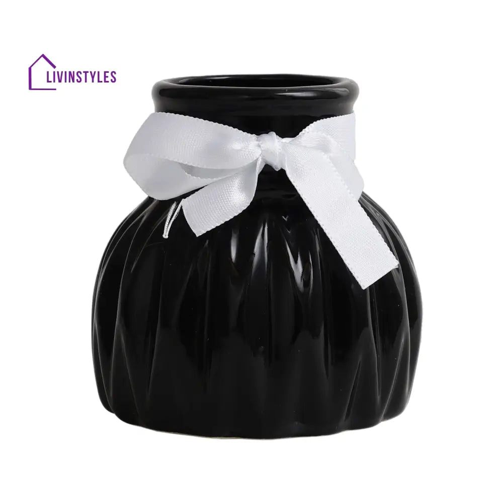 Black Wavecera Vase Small Pot