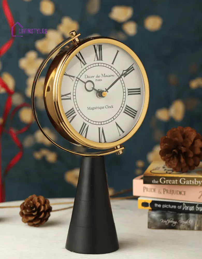 Black Wood’s Pedestal Clock In Reflective Gold