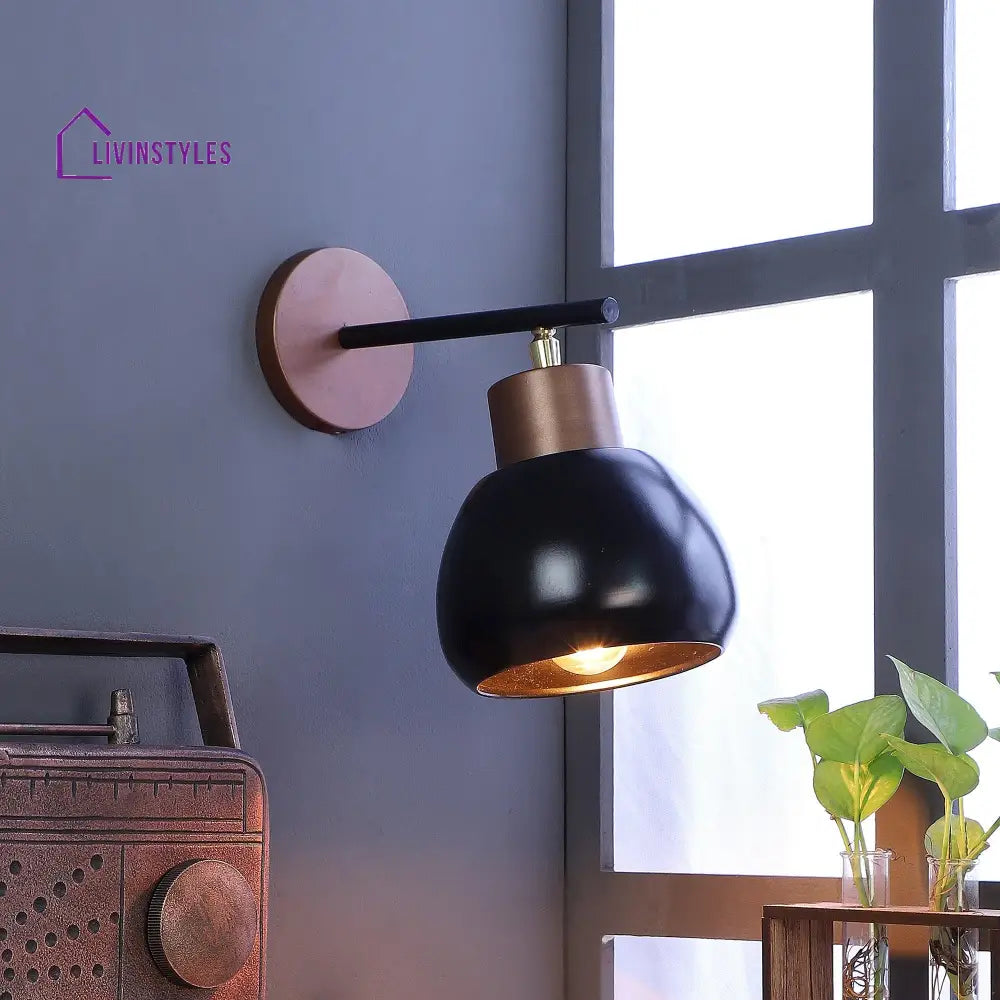 Bon-Bon Black Metal Wall Light By Ss Lightings Lamp