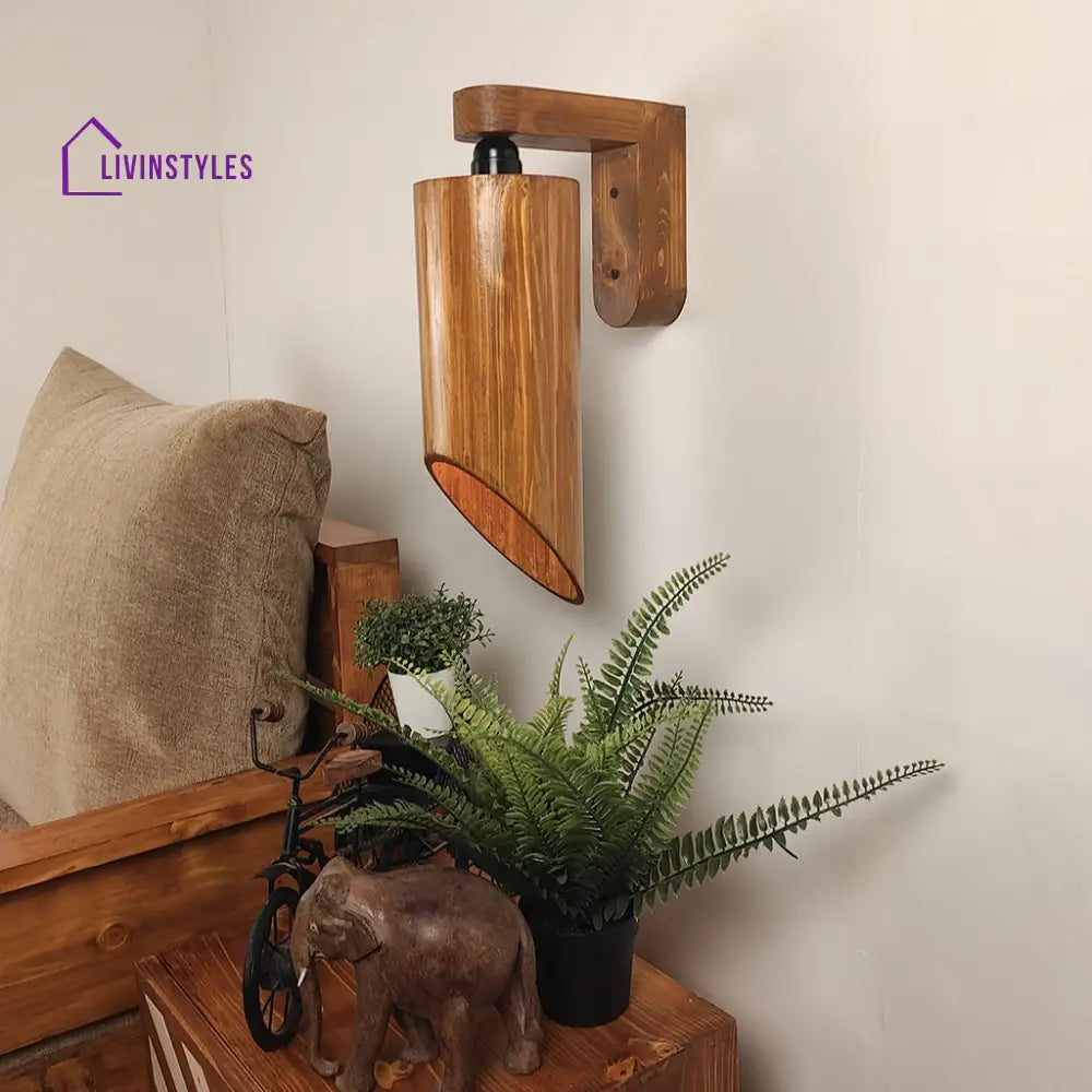 Cedar Brown Wooden Wall Light Lights