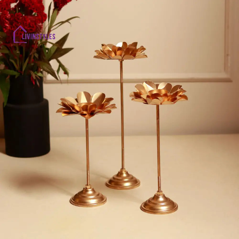 Detachable Lotus Floral Tealight Holder | Set Of 3