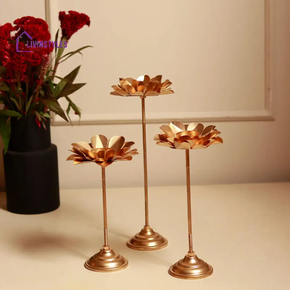 Detachable Lotus Floral Tealight Holder | Set Of 3