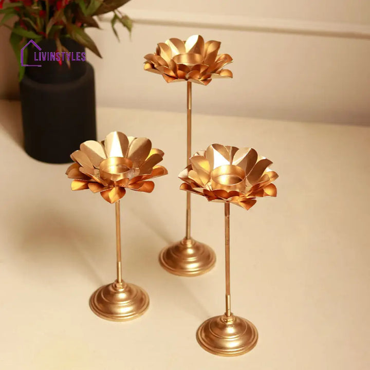 Detachable Lotus Floral Tealight Holder | Set Of 3