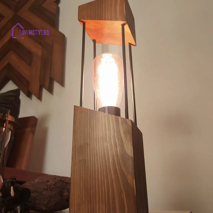 Diagon Wood And Metal Table Lamp Lamps