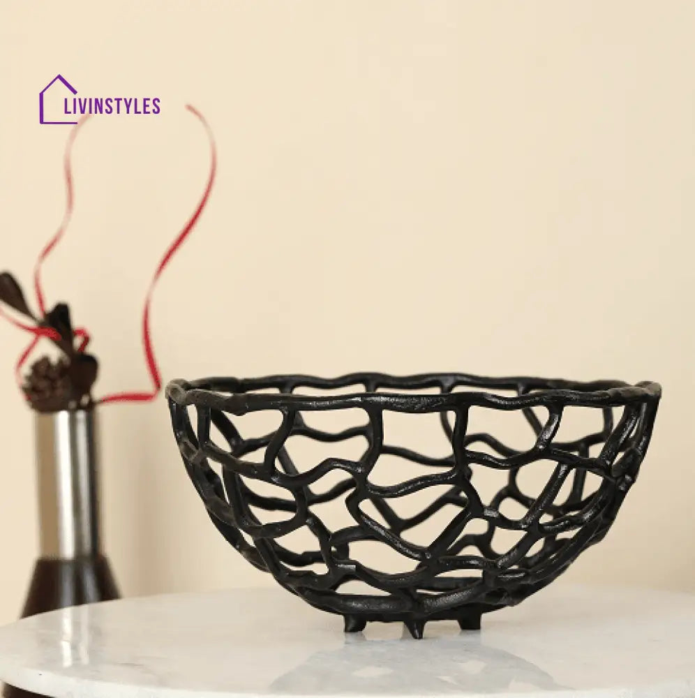 Entwined Basket Set Of 3 In Black Colour