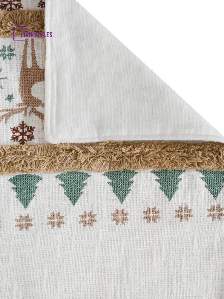 Eyda White And Green Cotton Embroidered Table Runner