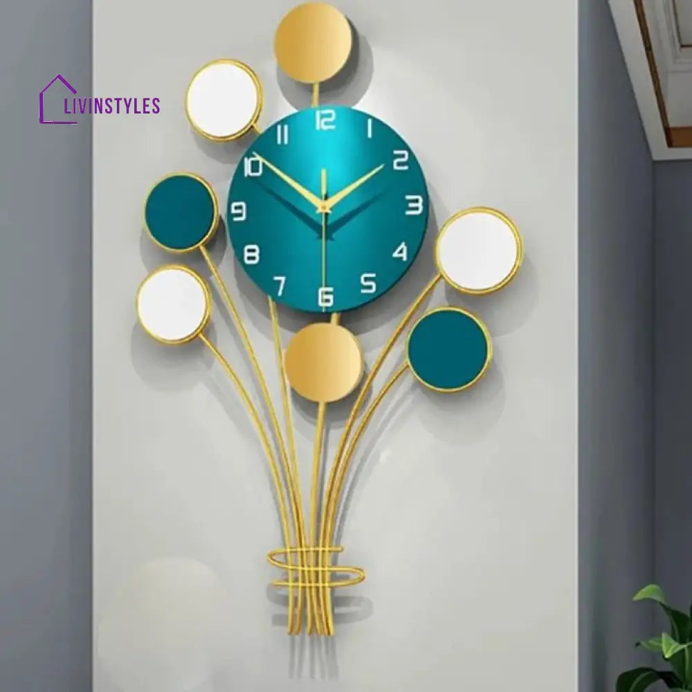 Farah Golden Metal Wall Clock