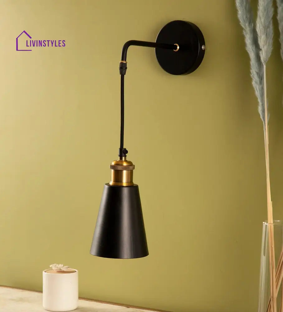 Ferm Living Arum Wall Sconce Lamp