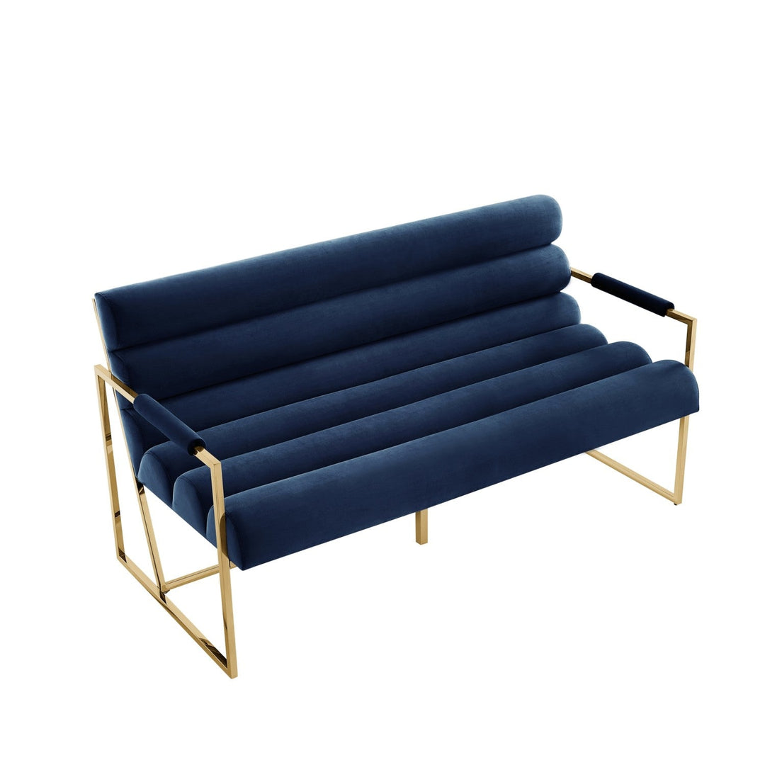 Arseniy Settee