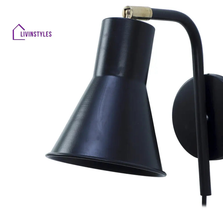 Gilbert Black Metal Wall Light By Ss Lightings Lamp