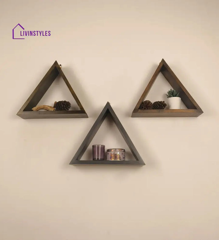 Henry Iii Triangular Set Of 3 Wooden Wall Shelves Decor