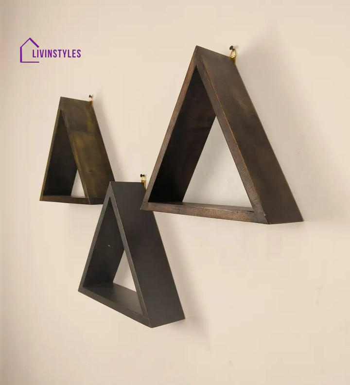 Henry Iii Triangular Set Of 3 Wooden Wall Shelves Decor