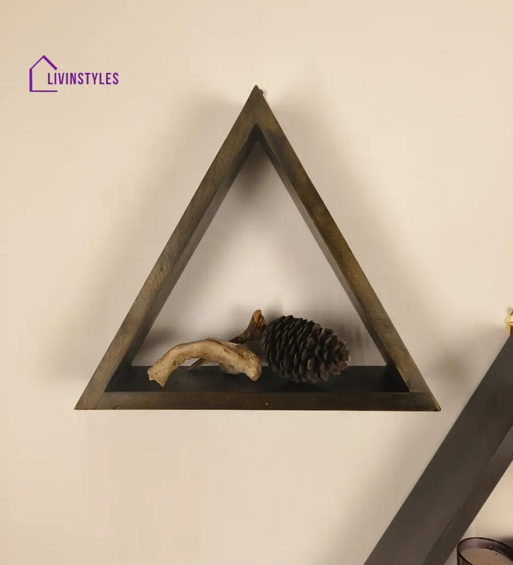 Henry Iii Triangular Set Of 3 Wooden Wall Shelves Decor