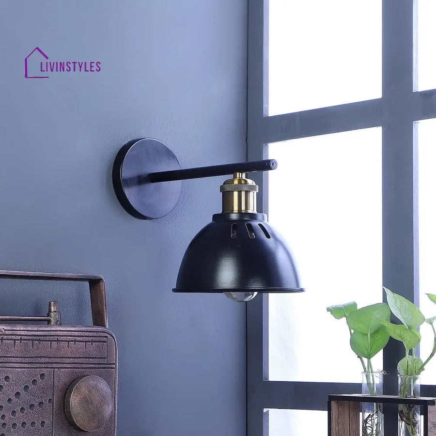 Joongta Black Metal Wall Light By Ss Lightings Lamp