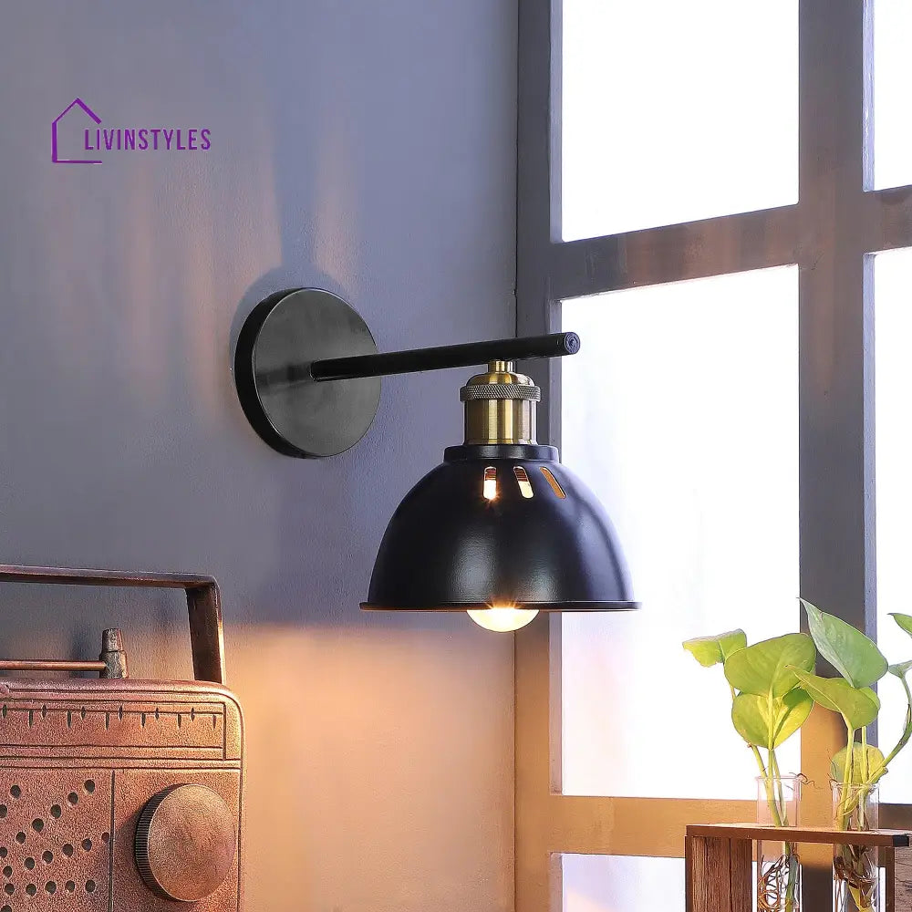 Joongta Black Metal Wall Light By Ss Lightings Lamp