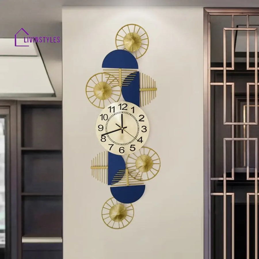 Karunesh Metal Wall Clock