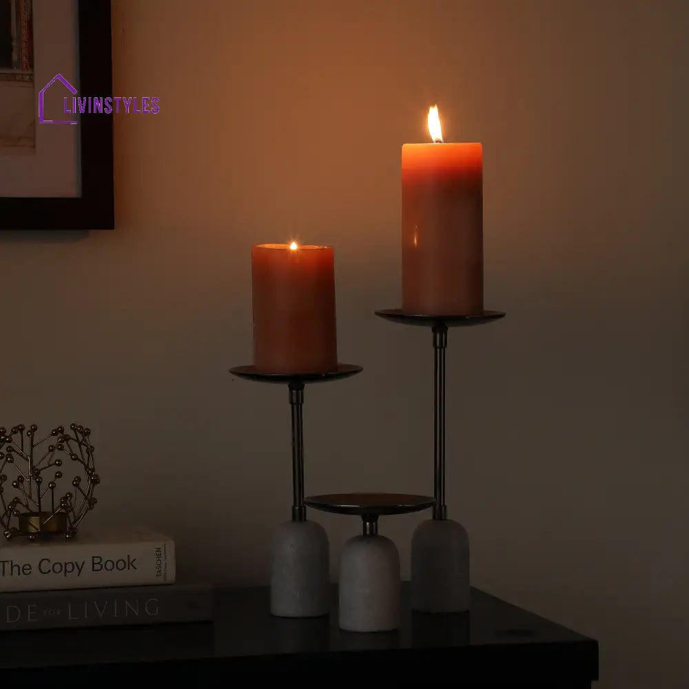 Marble Pri Pillar Candle Black Set Holder