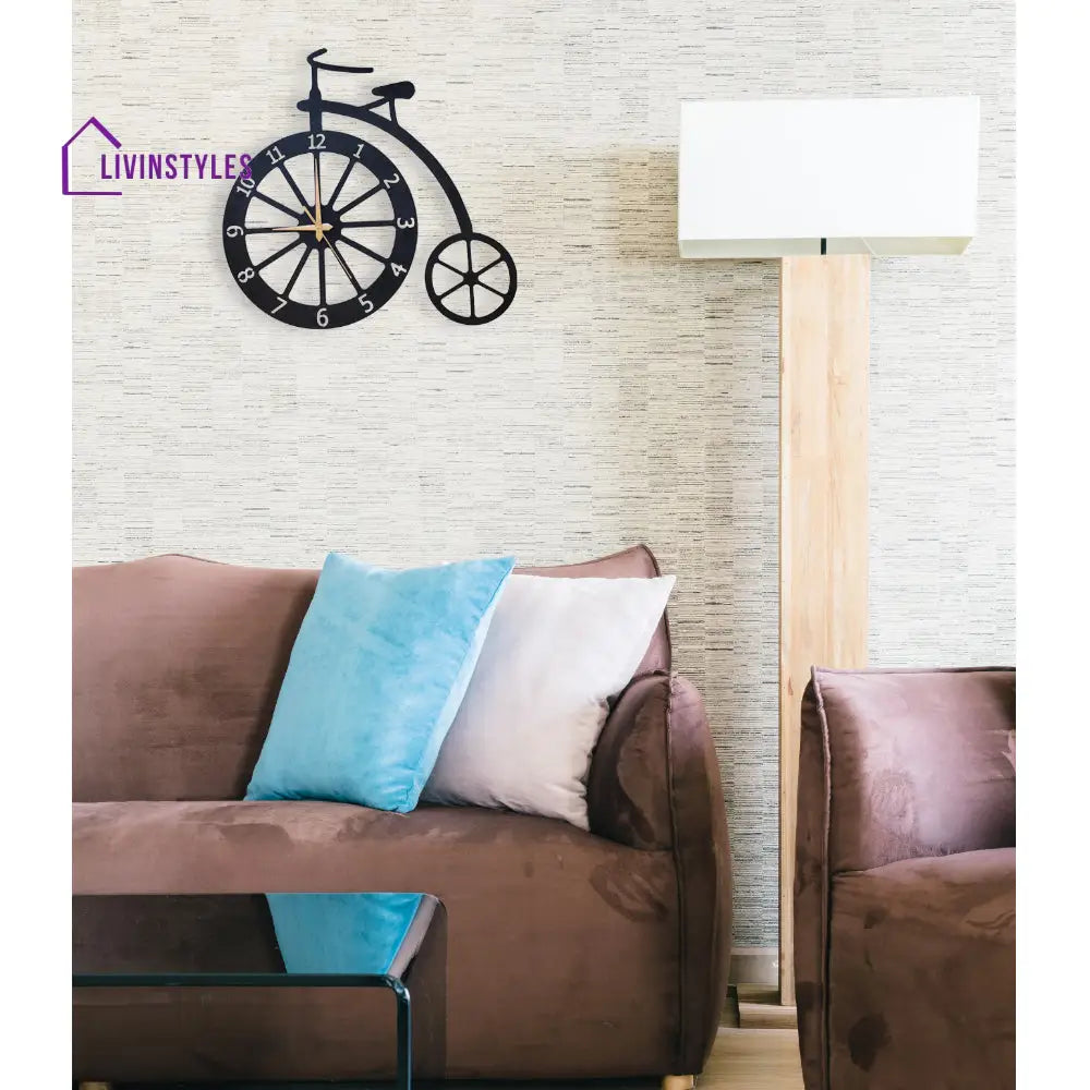 Metal Cycle Design Wall Clock