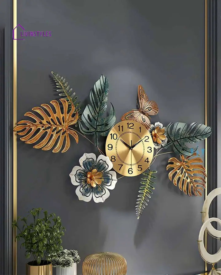 Morari Leaf Metal Wall Clock