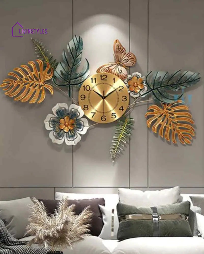 Morari Leaf Metal Wall Clock