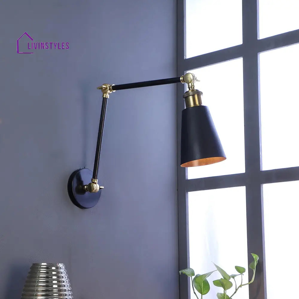 Morden Black Metal Wall Light By Ss Lightings Lamp