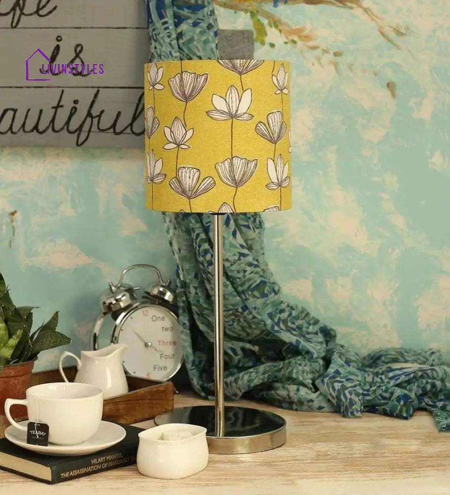 Mustard Flora Lamp