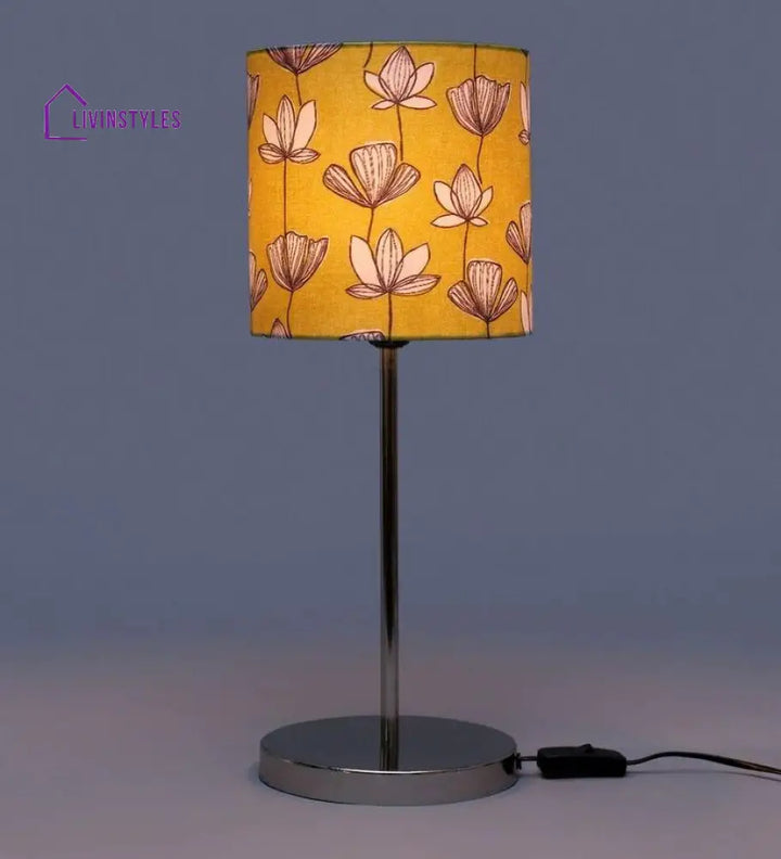 Mustard Flora Lamp