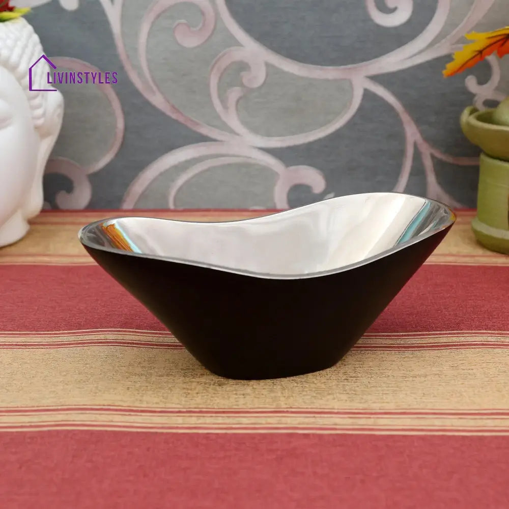 Opulent Oval Bowl Silver