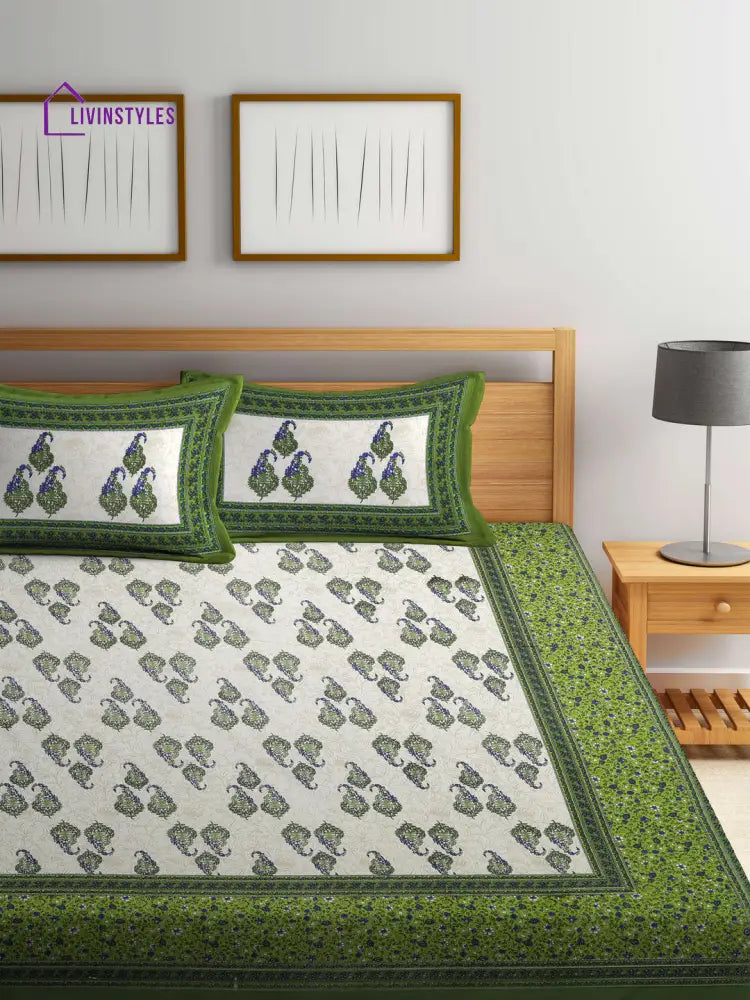 Paisley Print White And Green Double Bedsheet With 2 Pillow Covers