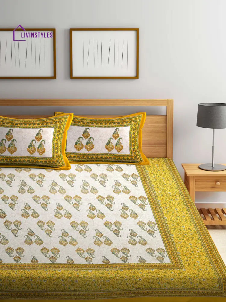 Paisley Print White And Yellow Double Bedsheet With 2 Pillow Covers