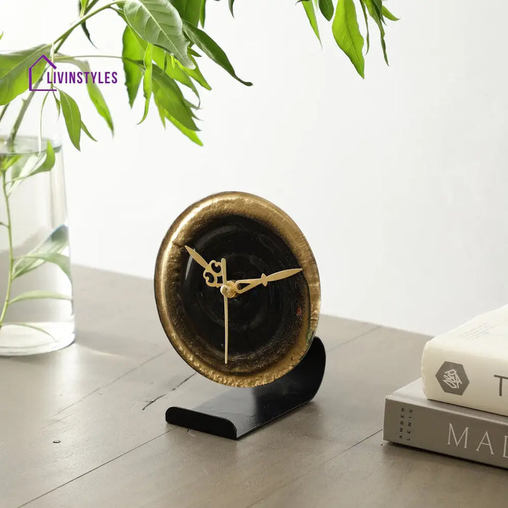 Peirre Glass Embossed Table Clock