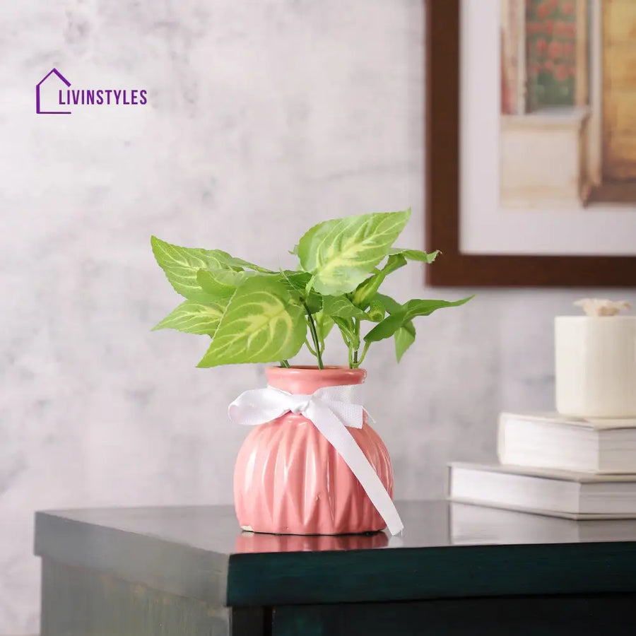 Pink Wavecera Vase Small Alloy Art