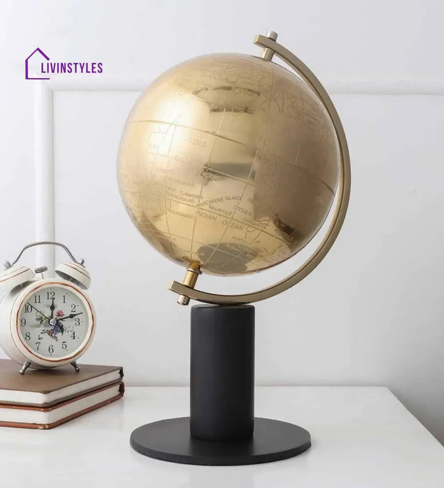 Pompous Globe Gold Iron Table Accent