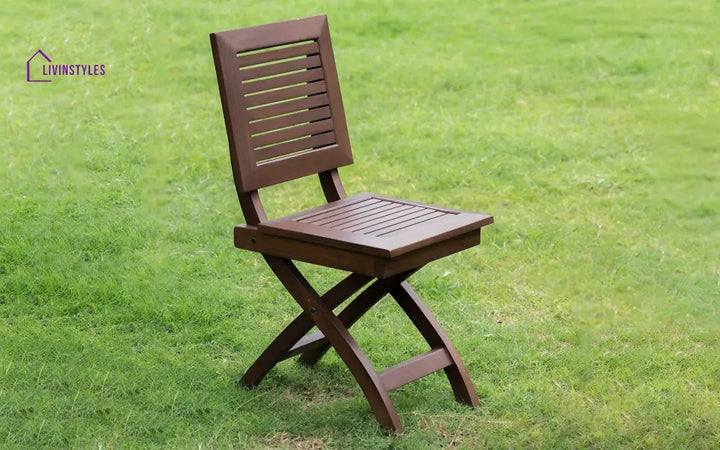 Radha Outdoor Folding Square Stool With 2 Chair