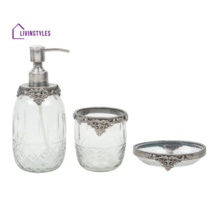 Regal Brass Accents Bathroom Set In Antique Silver Finish