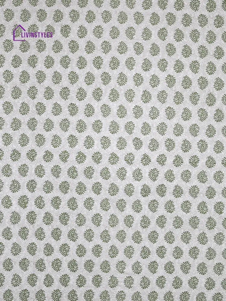 Screen Block Paisley White And Green Double Bedsheet With 2 Pillow Covers