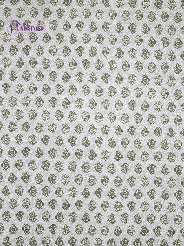 Screen Block Paisley White And Green Double Bedsheet With 2 Pillow Covers