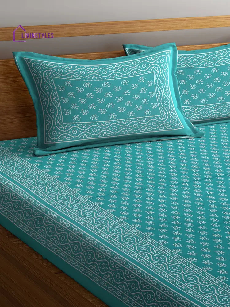 Screen Print Sea Green Cotton Double Bedsheet With 2 Pillow Covers