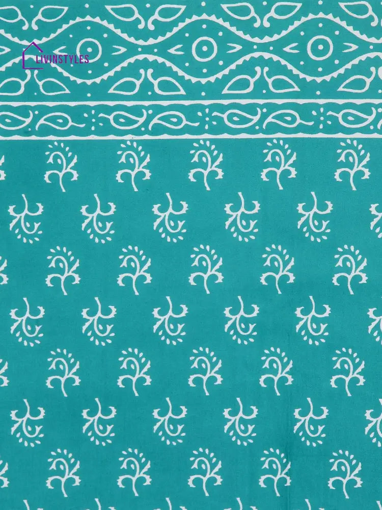 Screen Print Sea Green Cotton Double Bedsheet With 2 Pillow Covers