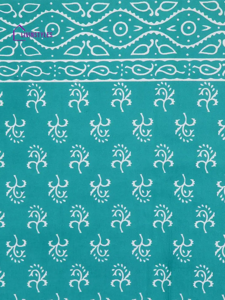 Screen Print Sea Green Cotton Double Bedsheet With 2 Pillow Covers