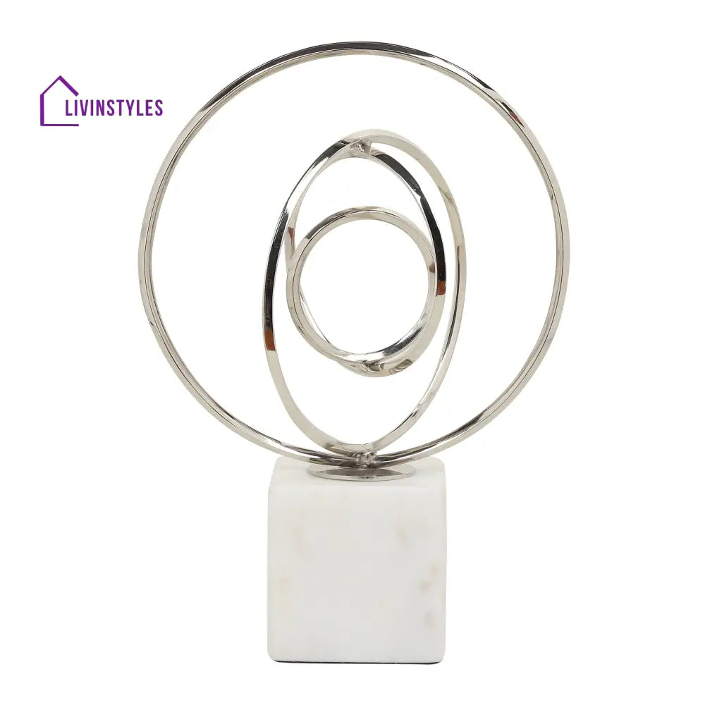 Seamless Circle Ensemble In Silver Decortive