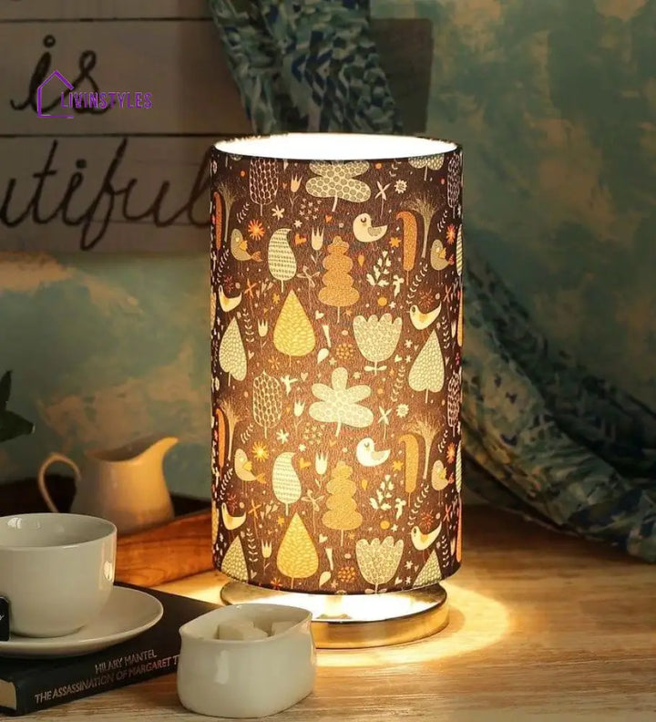 Shy Birds Round Lamp