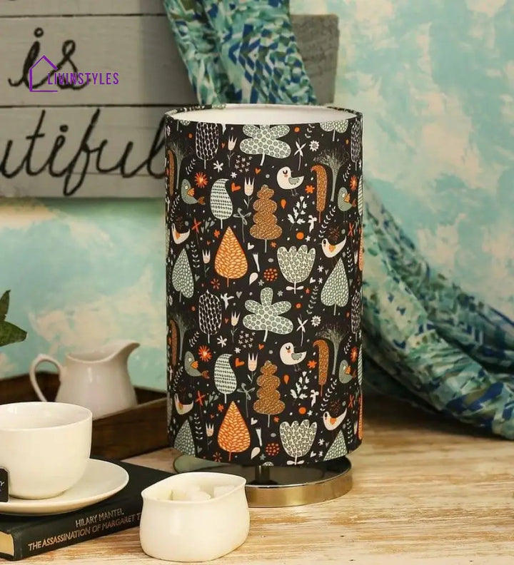 Shy Birds Round Lamp