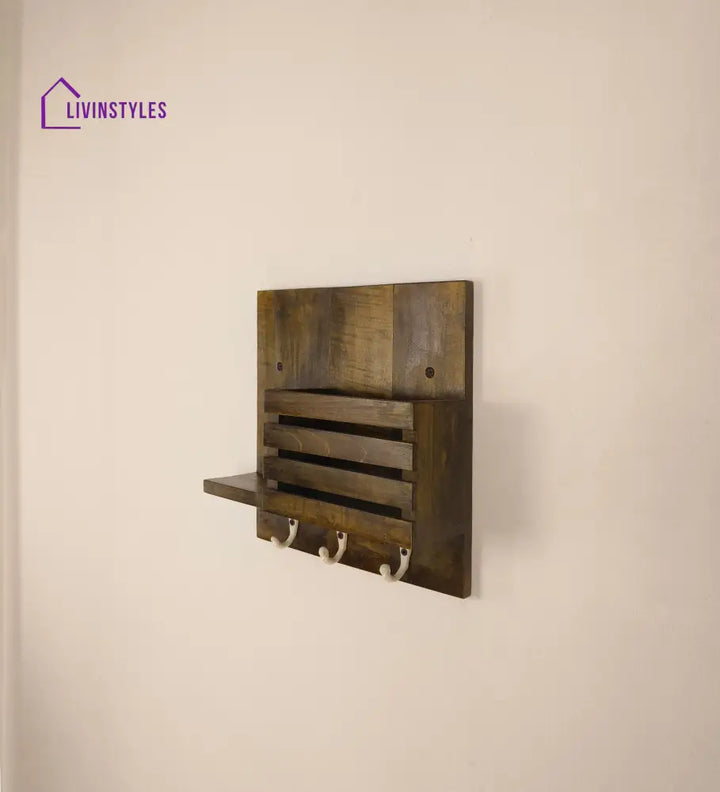 Somerset Wooden Wall Shelf Organiser With Key Holders